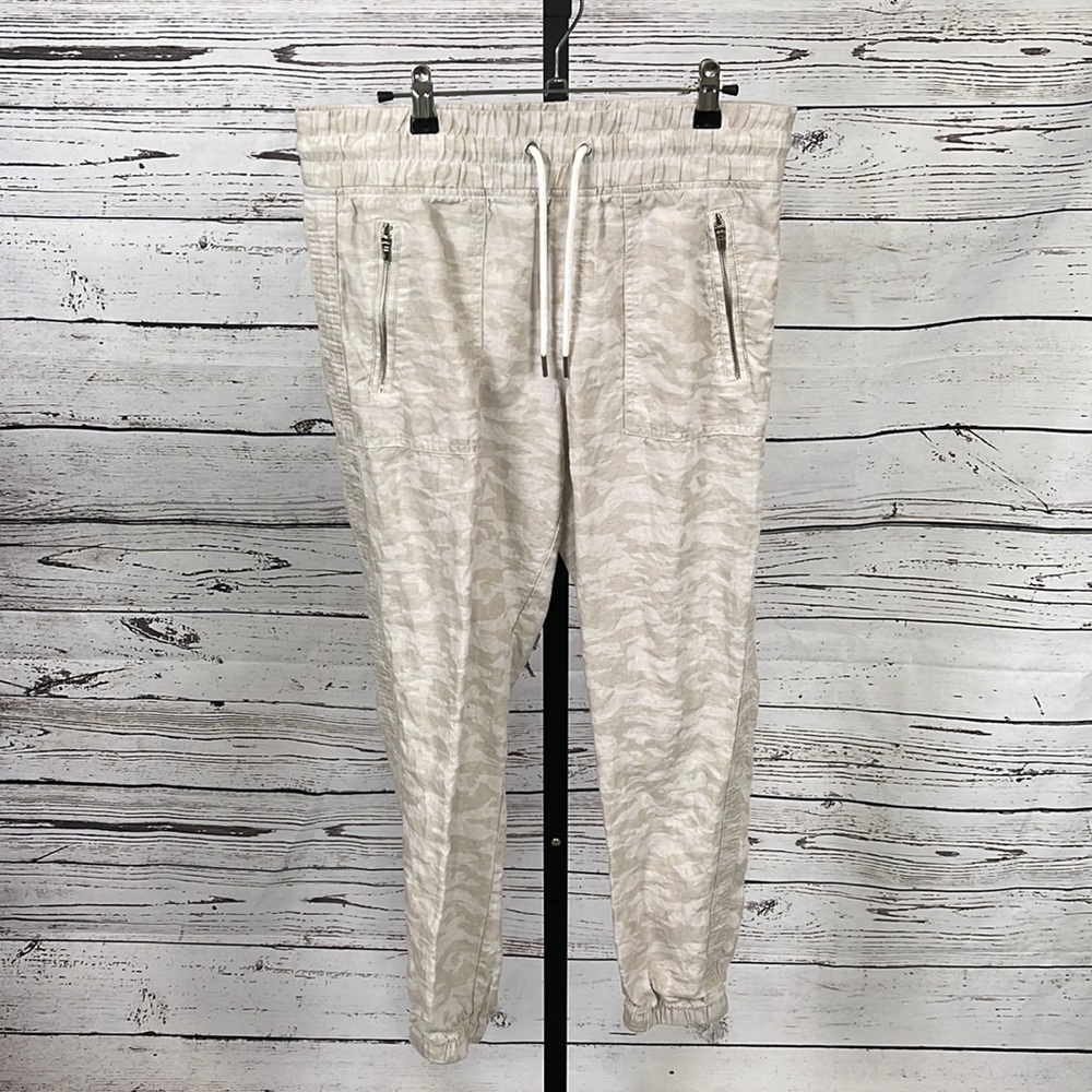 Athleta Camo Linen Joggers